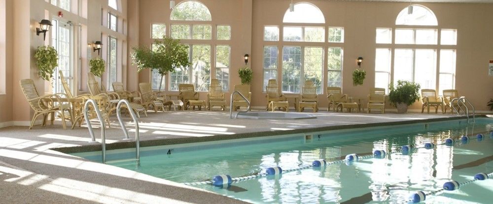 Westford Regency Inn & Conference Center Екстериор снимка