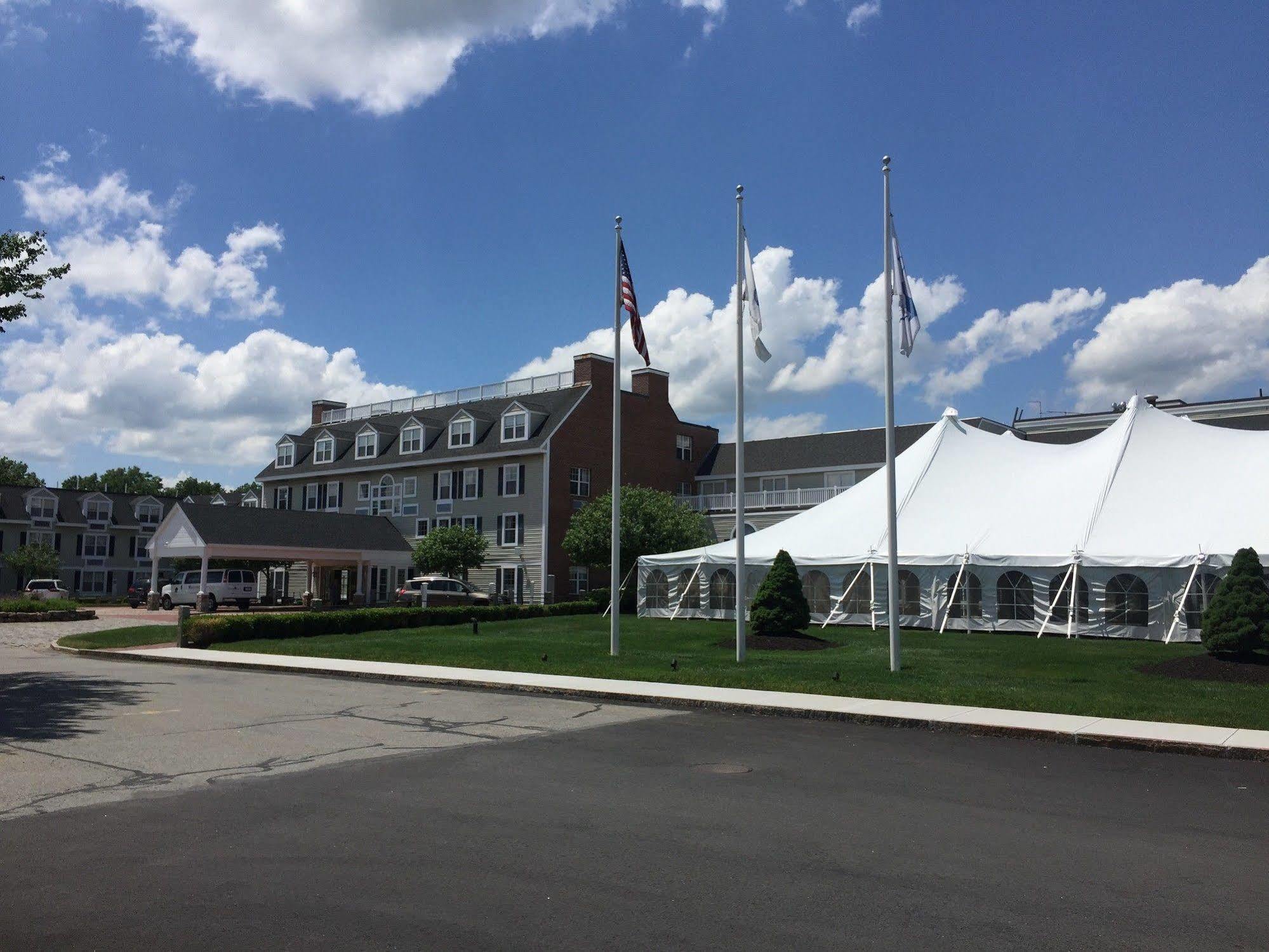 Westford Regency Inn & Conference Center Екстериор снимка